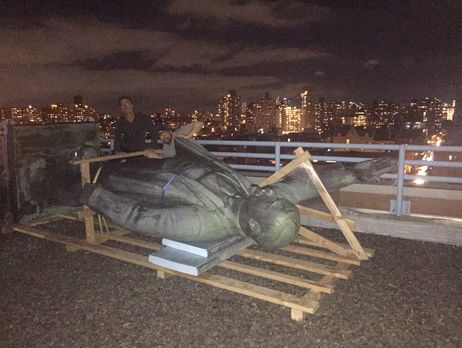 В Нью-Йорке демонтирован памятник Ленину