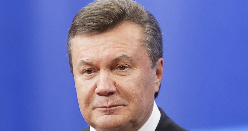 Защита Януковича просит очную ставку с Порошенко