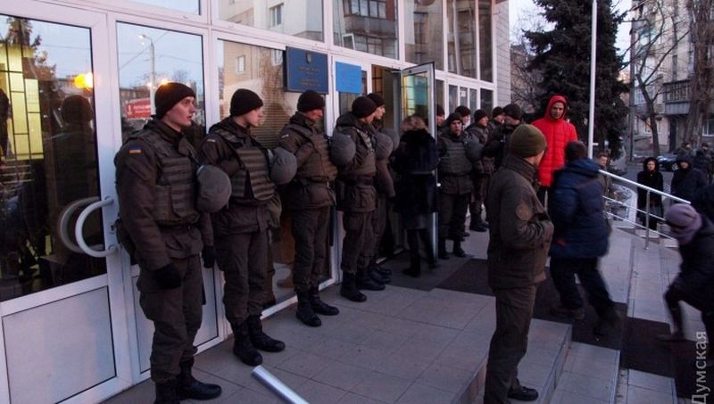 В Одессе произошла потасовка из-за декоммунизации