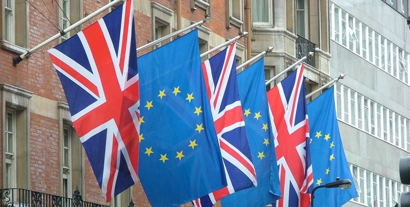 От Британии могут потребовать почти 2 млрд евро таможенных пошлин
