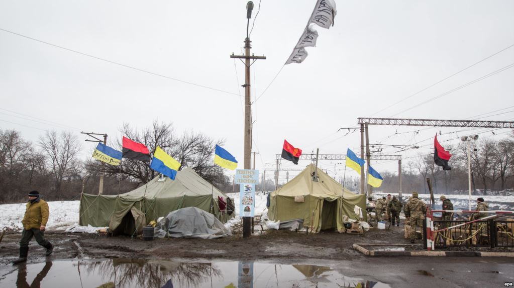 Полиция: Местные жители помешали расширить блокаду на Харьковскую область