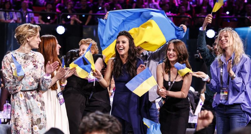 Участники Евровидения высказались по поводу неучастия Самойловой