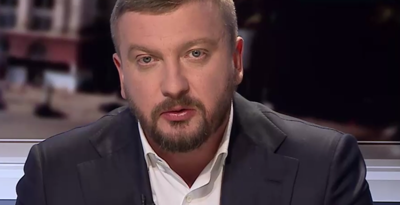 Петренко задекларировал коллекцию картин и торговую марку