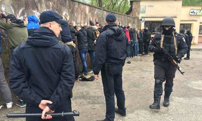 Львовская полиция задержала 29 участников массовой драки