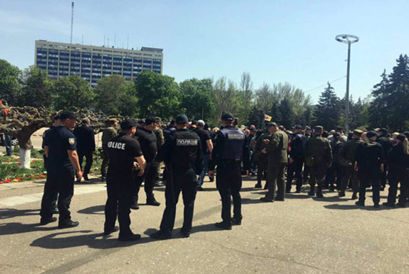 Полиция эвакуировала людей с Куликова поля