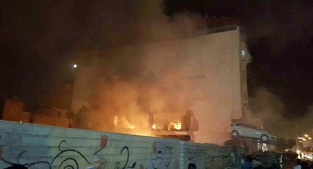 В супермаркете в Иране прогремел взрыв, более 30 пострадавших