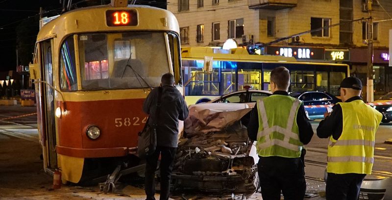 Нардеп Барна попал в ДТП в Киеве