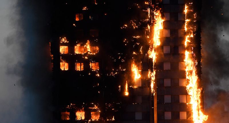 При пожаре в Лондоне пропали и погибли до 70 человек, – СМИ