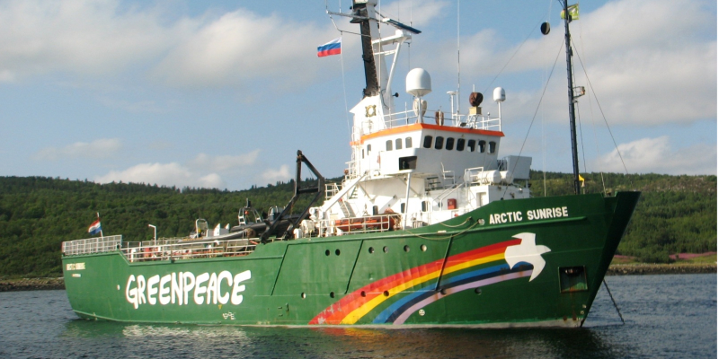 Суд в Гааге обязал РФ выплатить Нидерландам €5,4 млн за задержание судна Greenpeace
