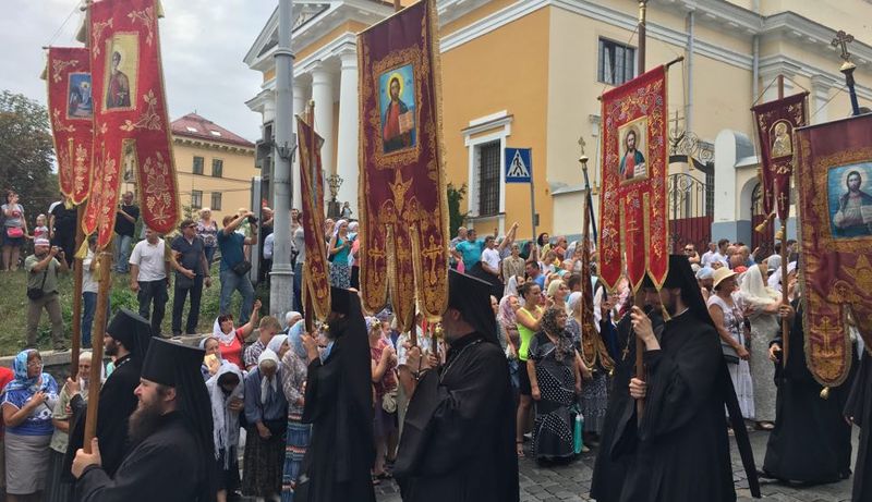 В Киеве проходит Крестный ход