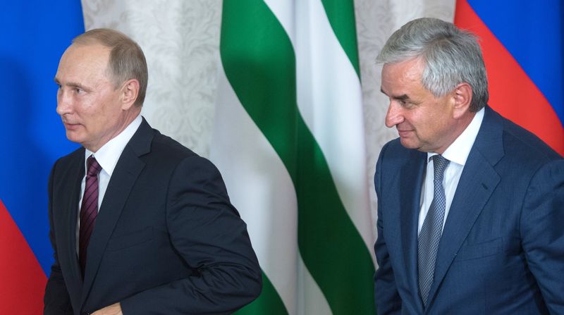 Госдеп США назвал «неуместным» визит Путина в Абхазию