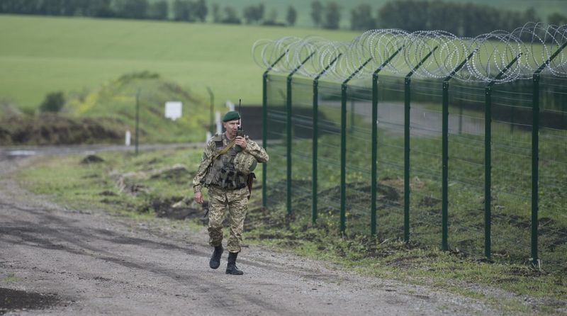 НАБУ сообщило о подозрении семи задержанным по делу о хищениях на проекте «Стена»