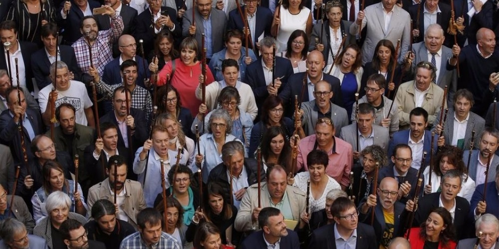 Мэры городов Каталонии выступили в поддержку референдума о независимости