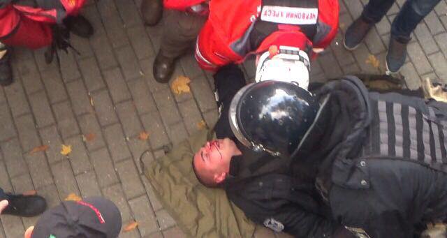 МВД: В столкновениях под Радой пострадал правоохранитель