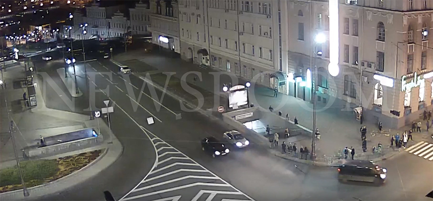 Опубликовано видео с моментом столкновения машин в Харькове