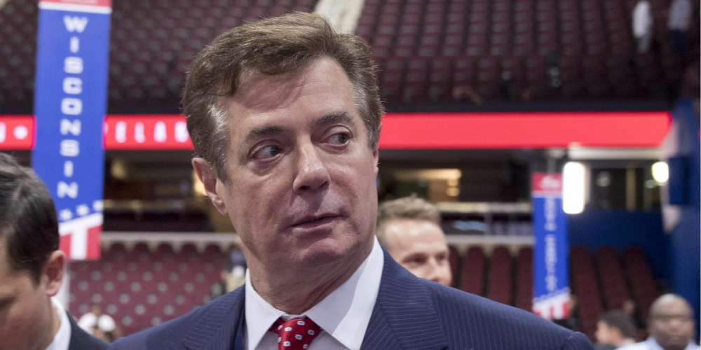 Манафорту и Гейтсу предъявили обвинение по 12 пунктам