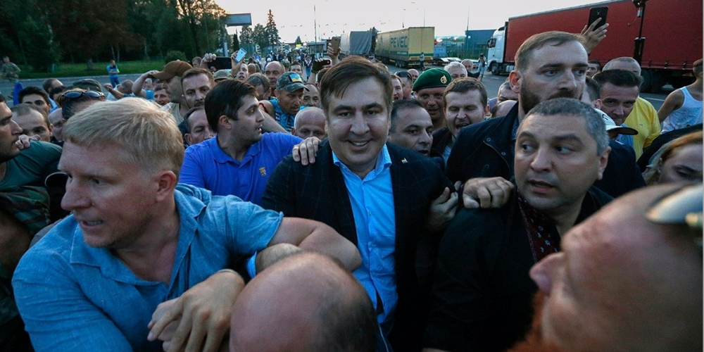 В миграционной службе допустили возможность выдворения Саакашвили