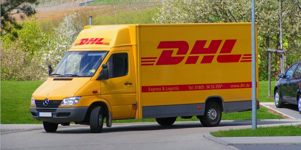 Компания DHL пояснила принципы своей работы в Крыму