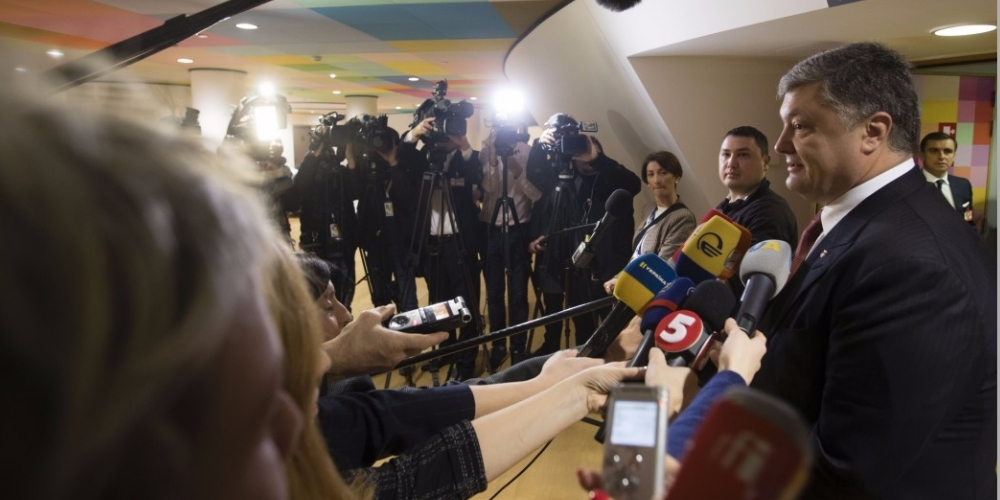Порошенко: Единственный способ защитить крымских татар – освободить Крым от оккупации