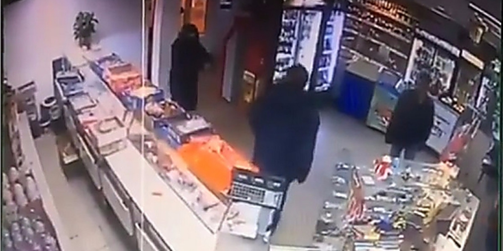 Полиция прокомментировала ограбление магазина с участием сына нардепа
