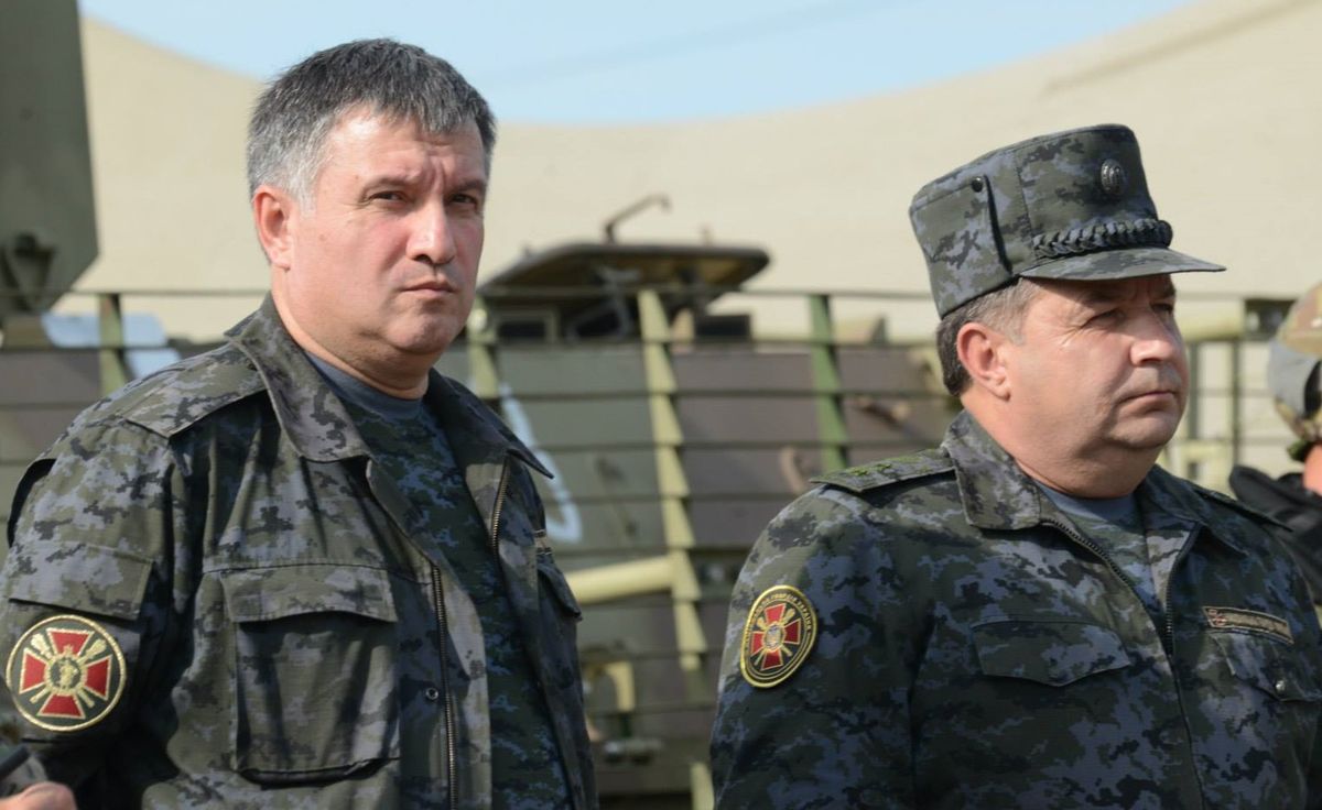 Аваков: на Донбассе тяжелой техники противника больше, чем на вооружении Великобритании