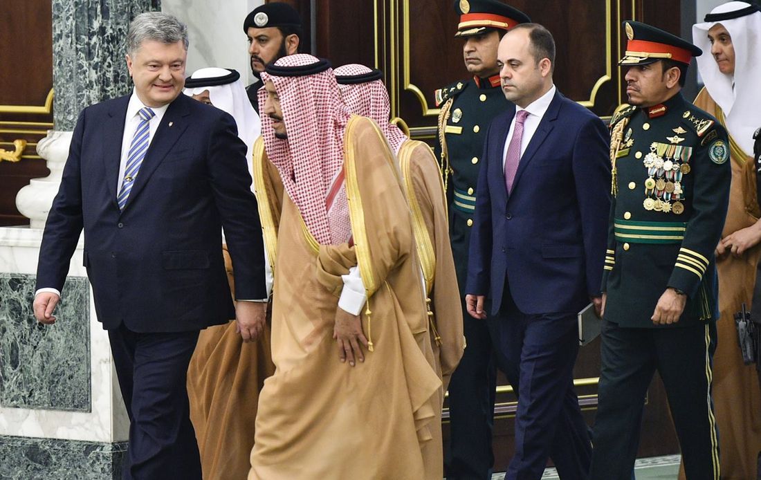 Порошенко пригласил в Украину руководство Саудовской Аравии