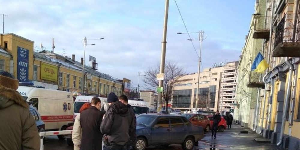 У Святошинского суда в Киеве произошла стрельба, есть пострадавший