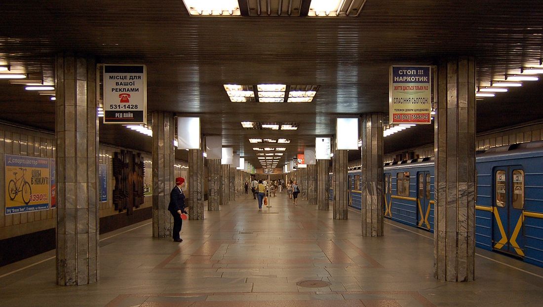 В киевском метро сообщили о стоимости переименования Петровки