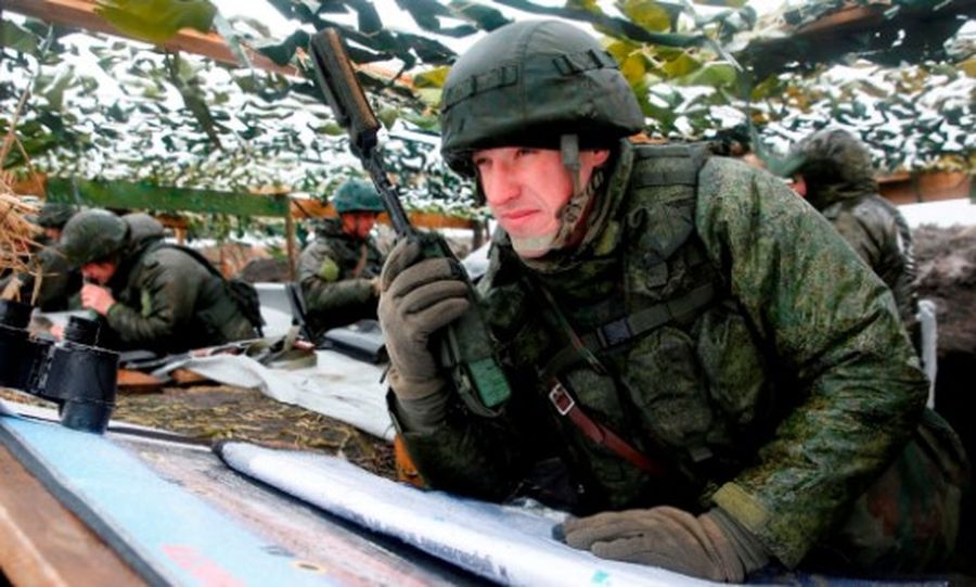 Российские военные начали учения в Крыму