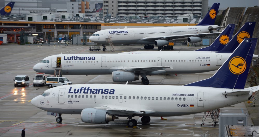 Lufthansa отменяет 800 рейсов из-за забастовок