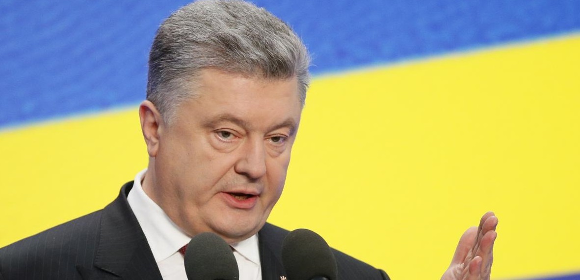 Порошенко: Украина использует Крымский мост для связи с Кубанью и другой Россией