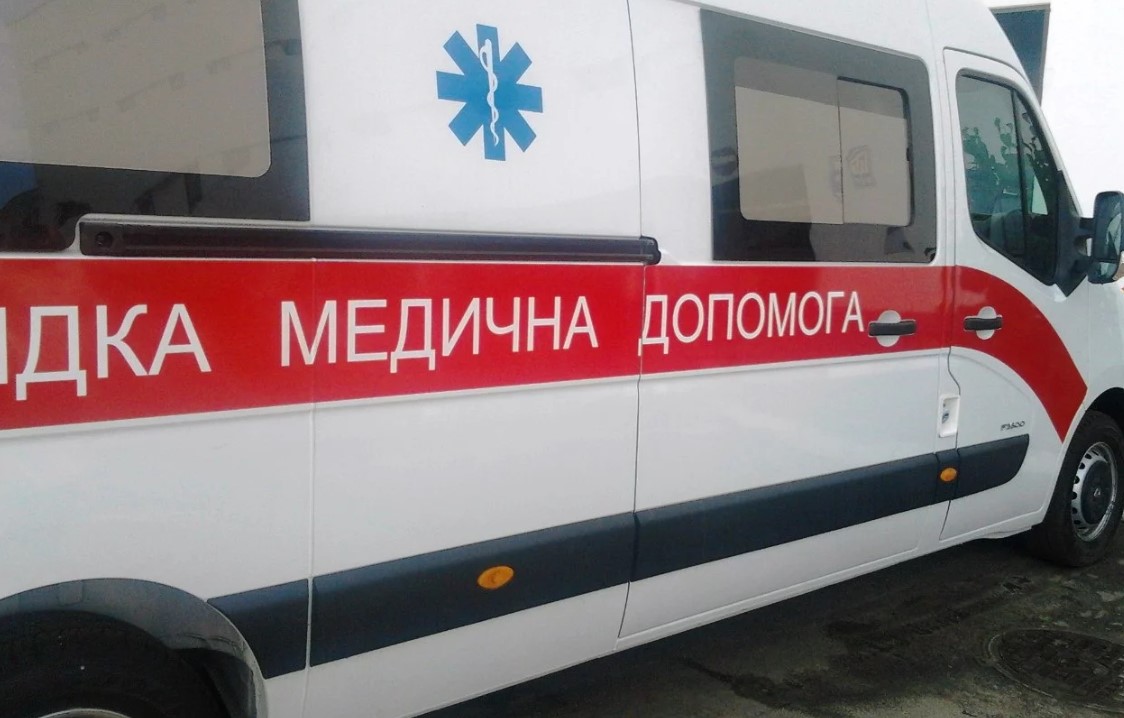 В Новомосковске 19 школьникам стало плохо на линейке