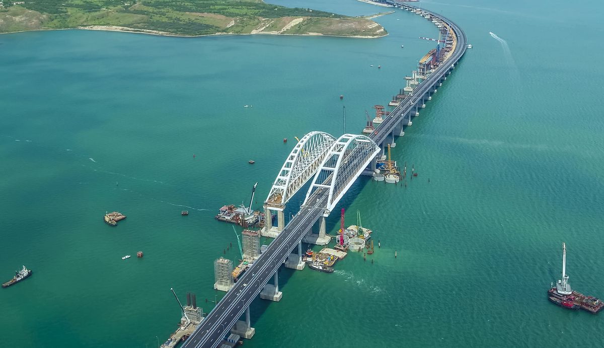 МИД Польши: Крымский мост усложняет мирное урегулирование