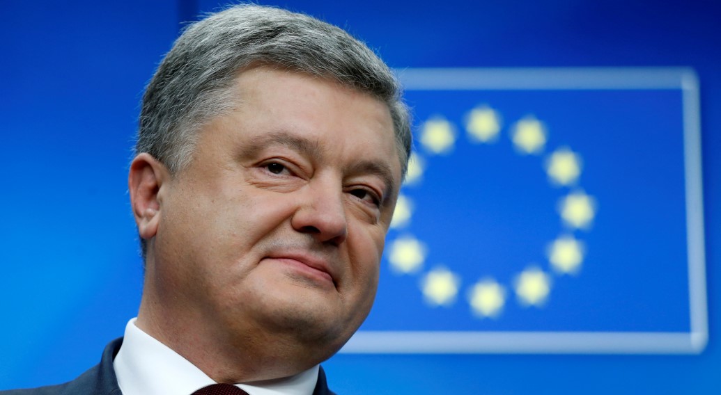 Порошенко: безвизом воспользовались полмиллиона украинцев