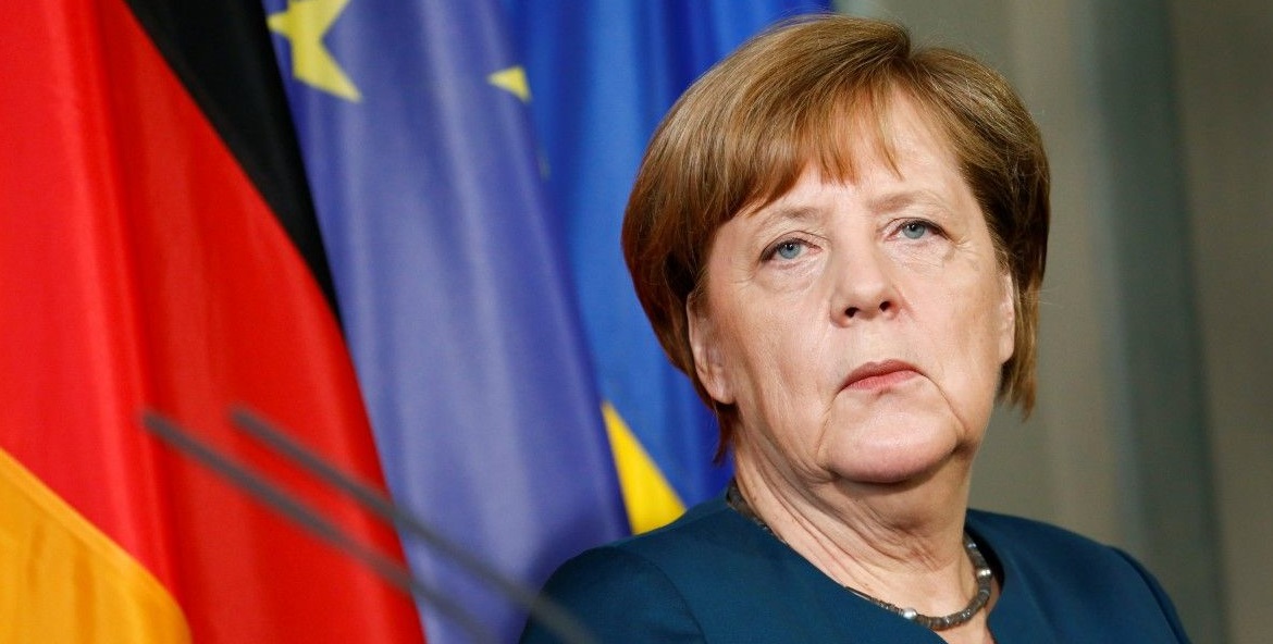 Меркель не видит причин игнорировать ЧМ-2018