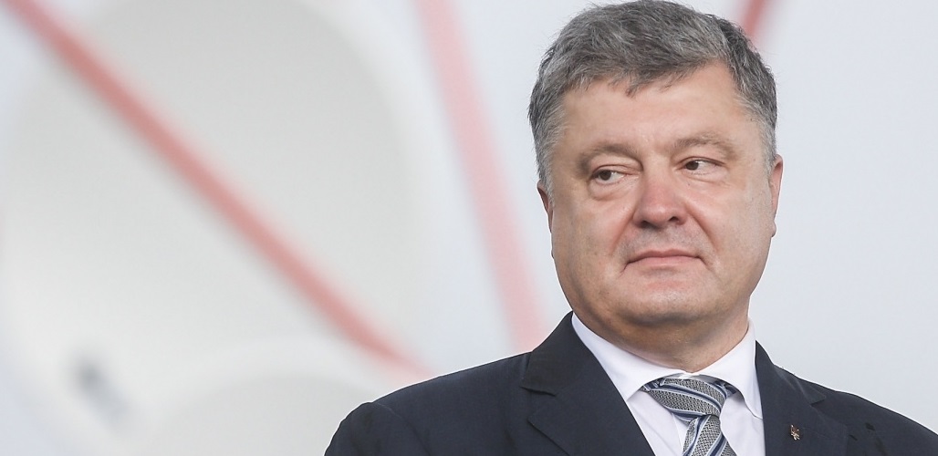 Порошенко: Пора отреагировать на ситуацию с политзаключенными, как на Солсбери