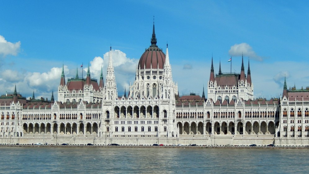 Парламент Венгрии одобрил пакет законов «Стоп Сорос»