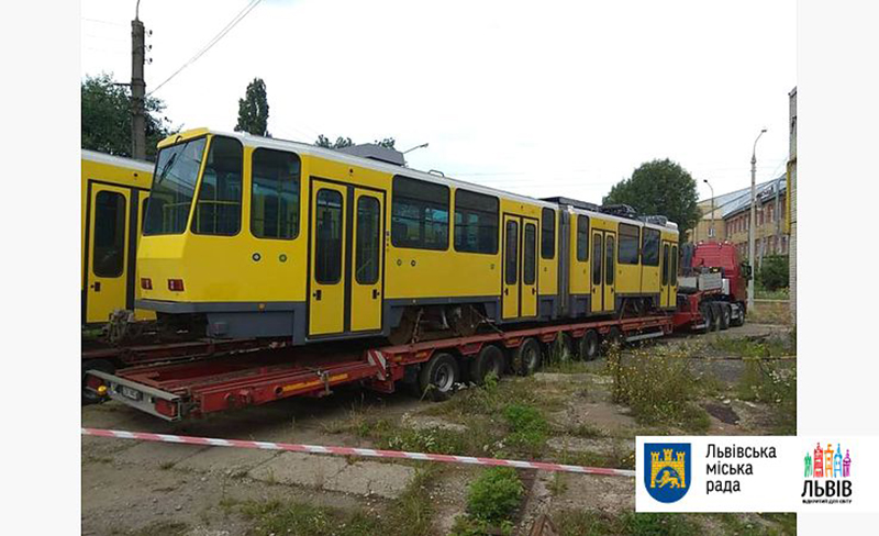 Во Львов привезли б/у трамваи из Германии