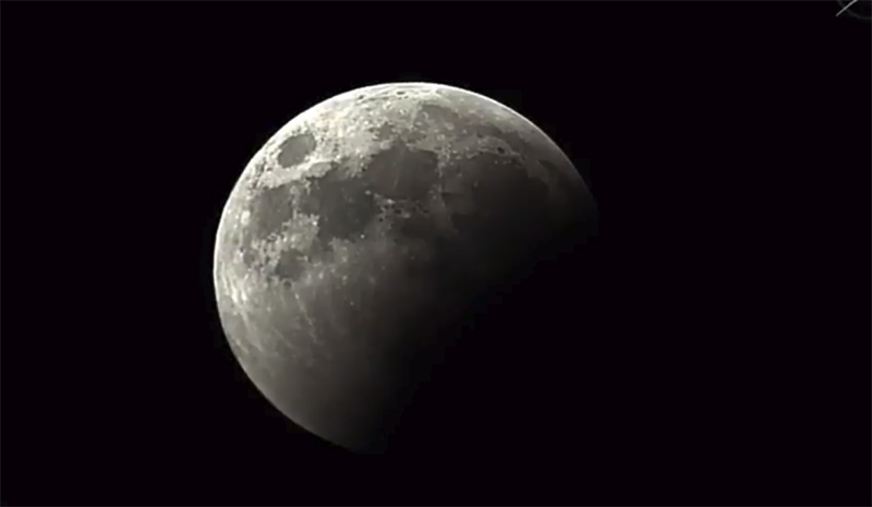 Лунное затмение – видео