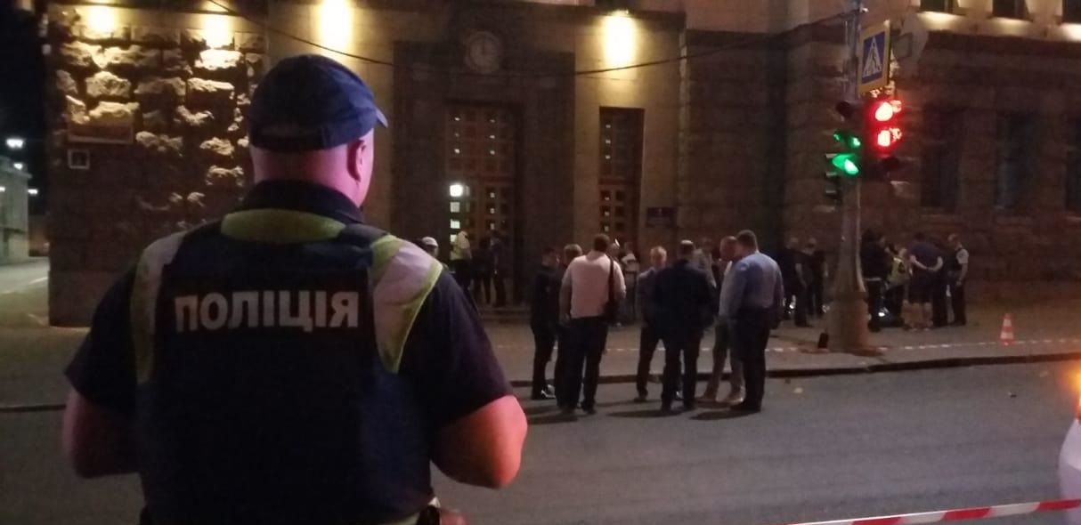 Стали известны подробности стрельбы у мэрии Харькова