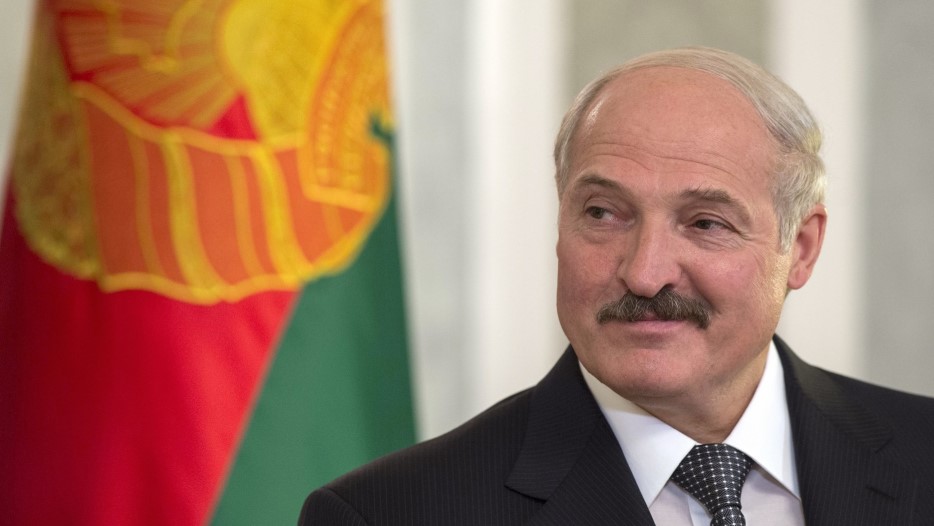 Лукашенко прокомментировал данные о его инсульте