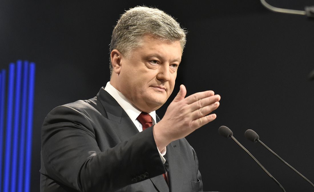 Порошенко наградил пятерых иностранцев орденом «За заслуги»