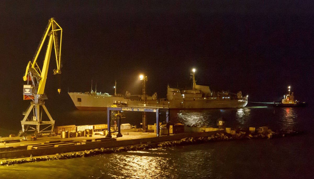 Корабли, прошедшие Крымский мост, прибыли в Мариуполь