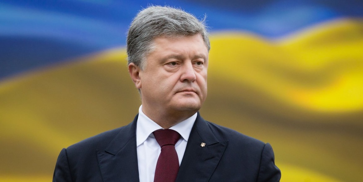 Порошенко заявил, что Украина перехватила данные с российских спутников