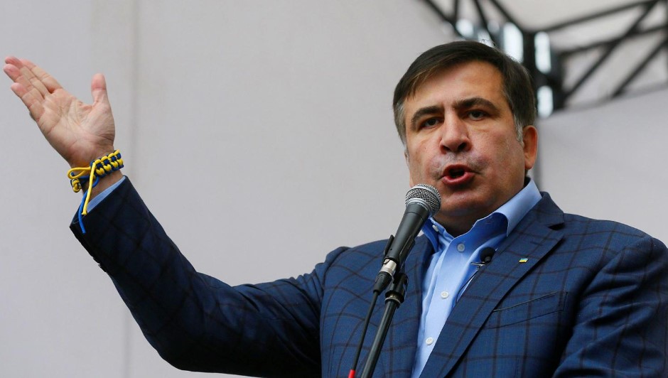 Саакашвили пообещал «мерзкому ублюдку» Луценко вернуться в Украину