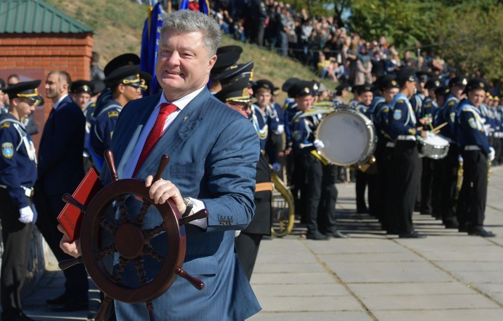 Порошенко объяснил, зачем хочет передать Андреевскую церковь Варфоломею