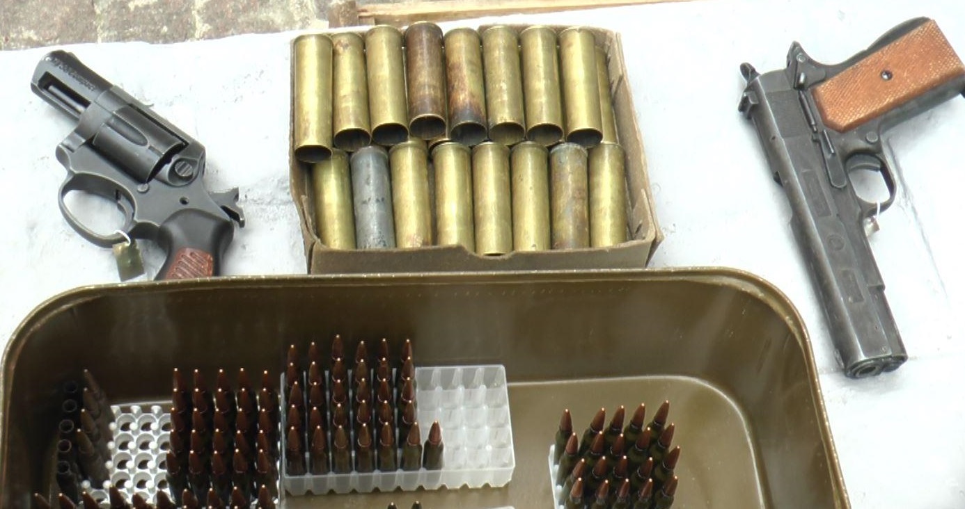 Полиция Киева представила статистику по месячнику сдачи оружия