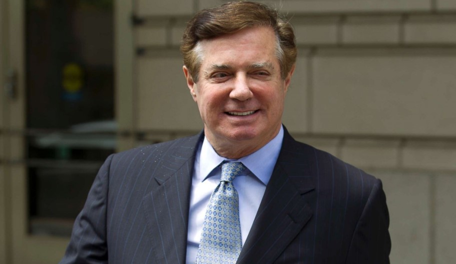 Суд снял с Манафорта часть обвинений