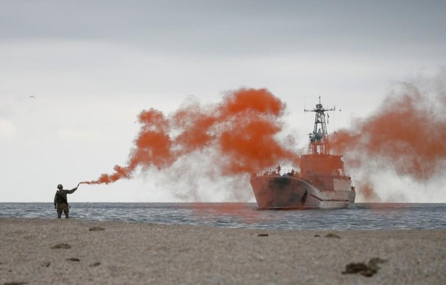 Муженко назвал причины строительства военно-морской базы на Азовском море