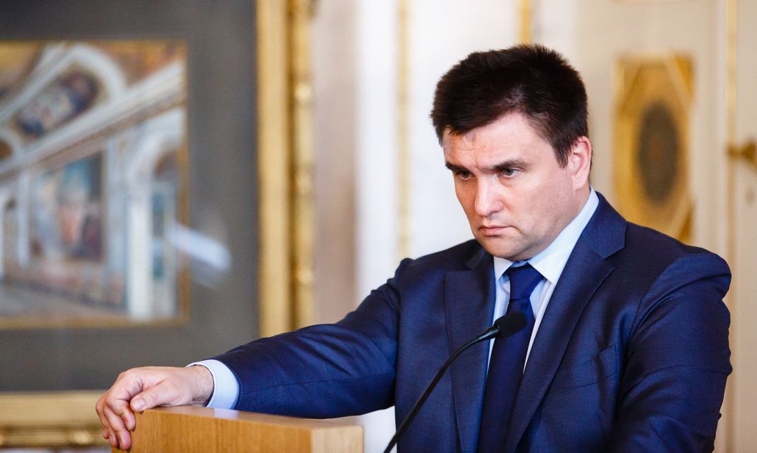 Климкин объяснил, почему в Украине не закрывают российские консульства